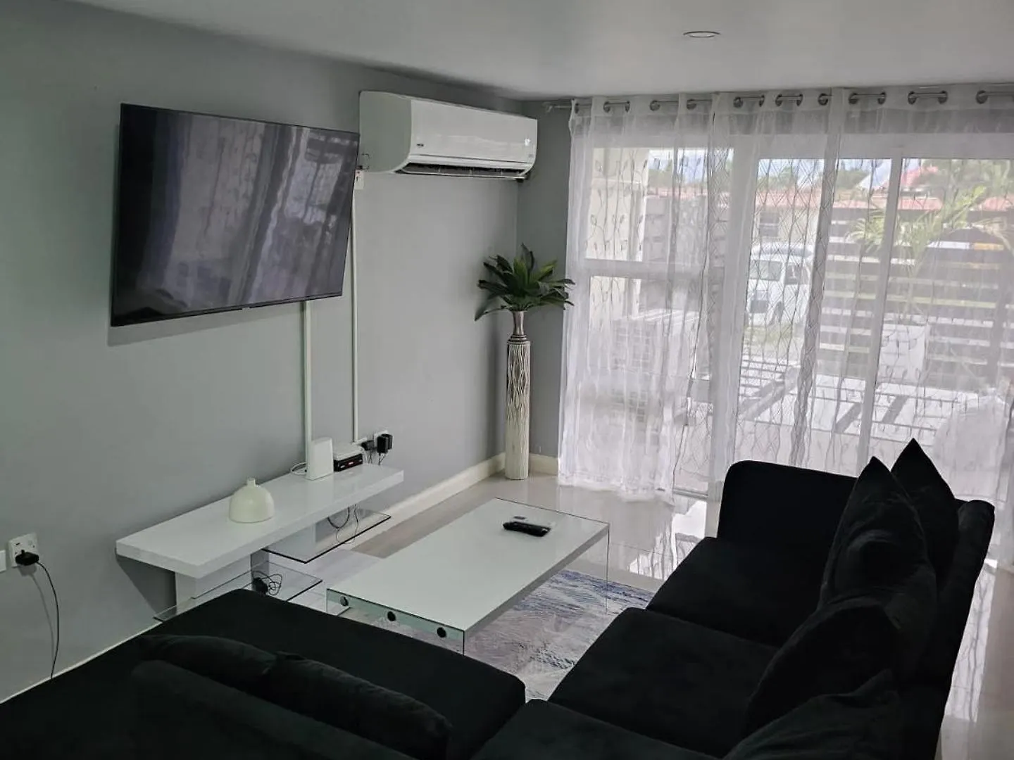 Charming 3-Bed Apartment In Portmore With Pool 0*,  Jamaica