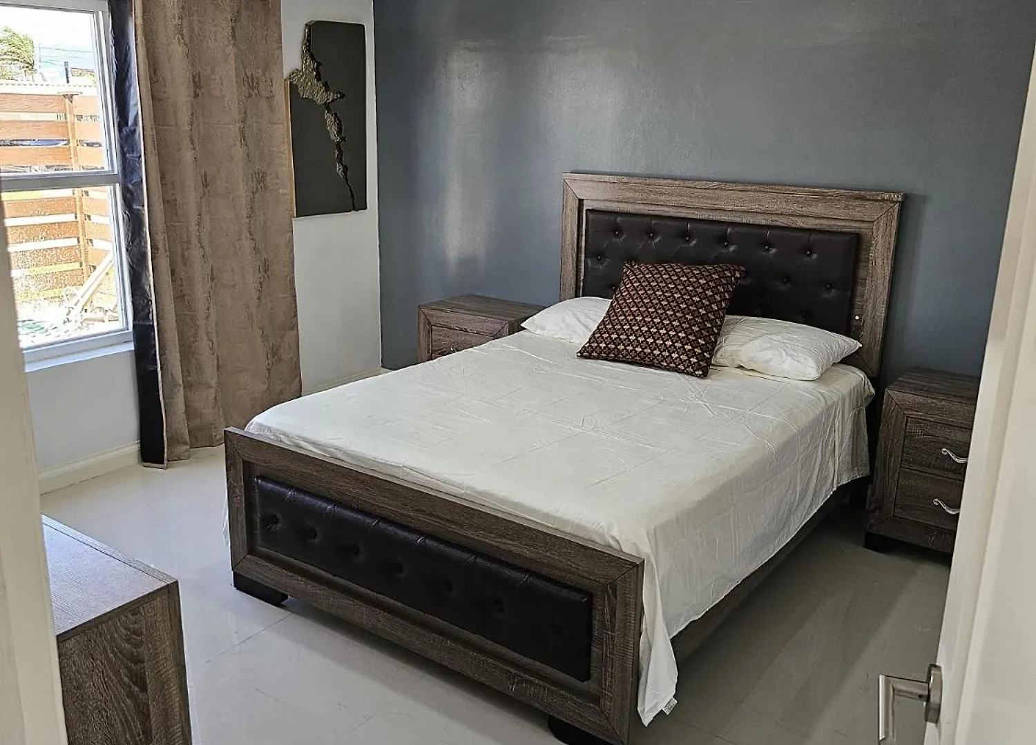 Charming 3-Bed Apartment In Portmore With Pool 0*,  Jamaica